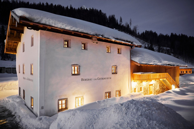 Besinnlicher Advent im Bergbaudorf Hütten