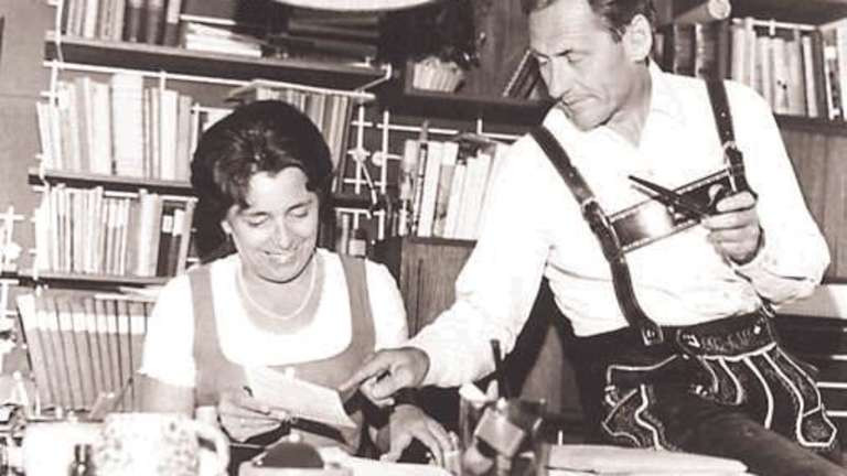 Lichtmessgedenkfeier und Zeitzeugengespräch zum 100. Geburtstag von Lisl Fanderl