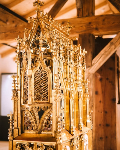 Post vom 01.06.2026 10:01 - ⚜️Exponat des Monats Juni⚜️ Der Reliquienschrein aus der Bürgerspitalskirche We
